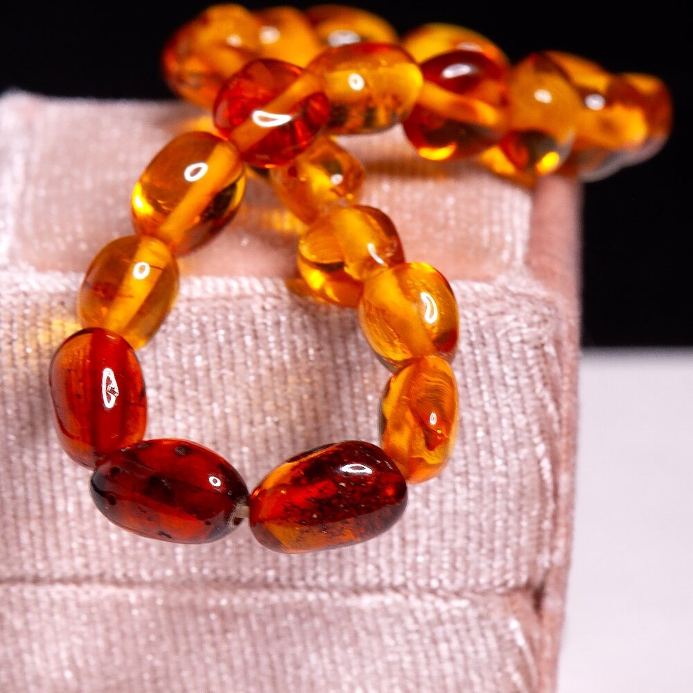 Genuine Baltic Amber Bead Bracelet • 100% Natural Polished Amber • 18cm Stretch